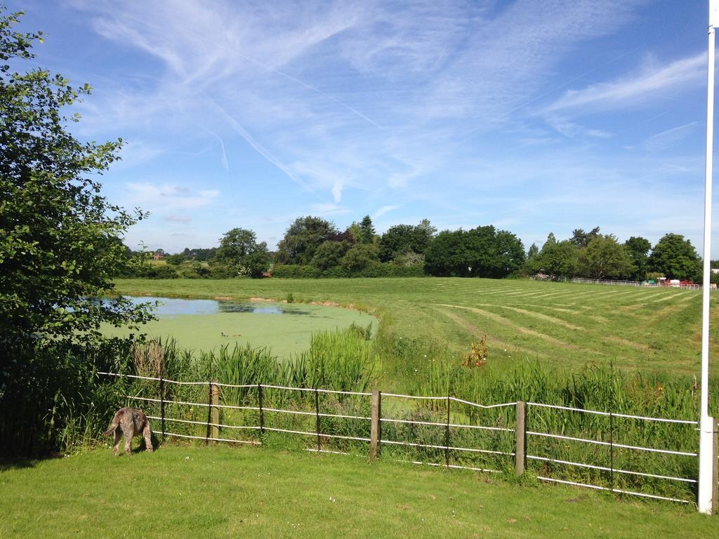 Whitethorn Bed And Breakfast Congleton Eksteriør billede